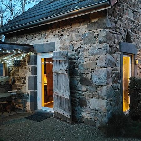 Suites De Campagne Les Eydieux, Petits Dejeuners Inclus Saint-Angel  Экстерьер фото