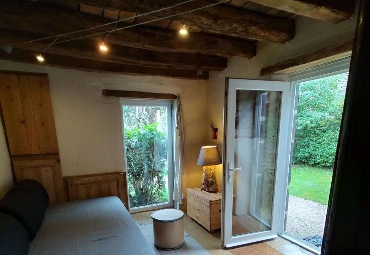 Suites De Campagne Les Eydieux, Petits Dejeuners Inclus Saint-Angel  Экстерьер фото