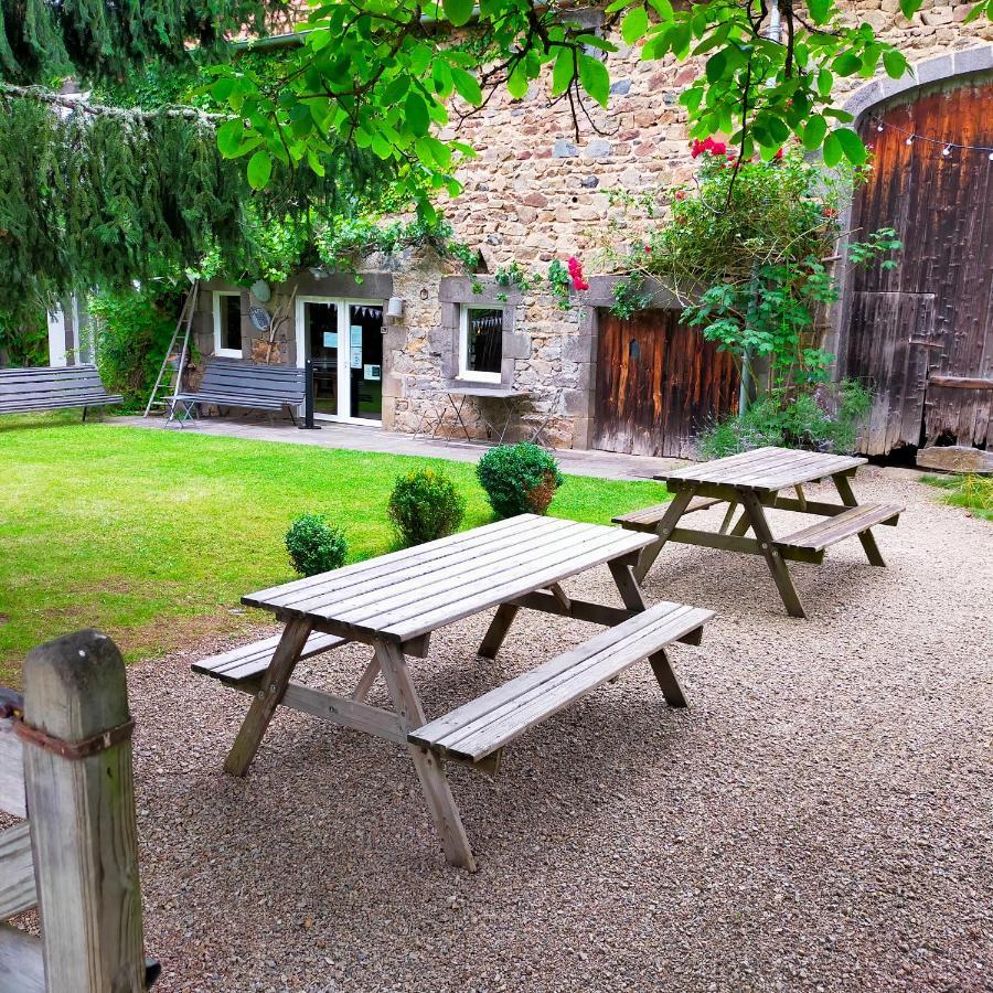 Suites De Campagne Les Eydieux, Petits Dejeuners Inclus Saint-Angel  Экстерьер фото
